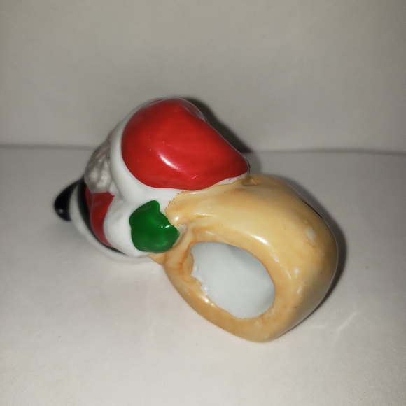 Vintage Santa Ringed Napkin Holder set - Picture 3 of 3